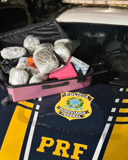 e83feb7b-50c0-42f1-a533-68928a1403e2