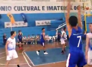 Category "Esportes" com ad especifico contratado