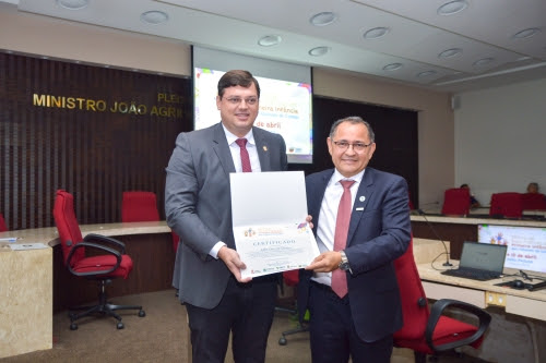 Trabalho do TCE-MS ganha destaque em oficina nacional sobre políticas para a primeira infância