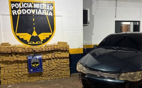 PMR apreende mais de 1,2 tonelada de drogas e causa prejuízo superior a R$ 2,7 milhões ao crime PMR apreende mais de 1,2 tonelada de drogas e causa prejuízo superior a R$ 2,7 milhões ao crime