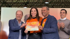 Seu Abraço Aquece arrecada mais de 192 mil peças para 586 instituições de todos os municípios de MS Seu Abraço Aquece arrecada mais de 192 mil peças para 586 instituições de todos os municípios de MS