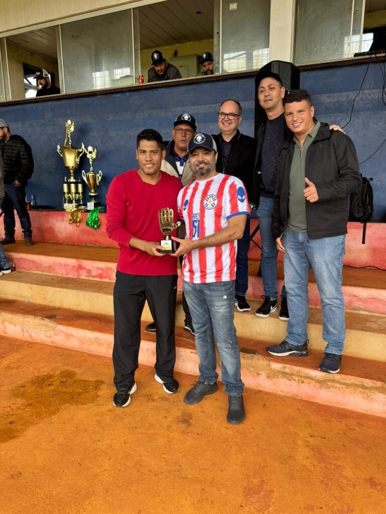 Ponta Porã: Scooby Onechopp conquista título da 8ª Taça dos Campeões de Futebol Suíço 2026 Ponta Porã: Scooby Onechopp conquista título da 8ª Taça dos Campeões de Futebol Suíço 2026