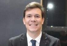 Template Colunistas – Yhuldes Giovani