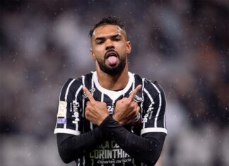 Category "Esportes" com ad especifico contratado