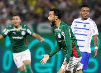 Category "Esportes" com ad especifico contratado