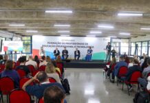 Template Colunistas – Yhuldes Giovani