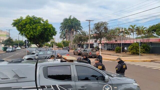 Equipe de militares recebe atendimento no Hospital da Vida, em Dourados Equipe de militares recebe atendimento no Hospital da Vida, em Dourados