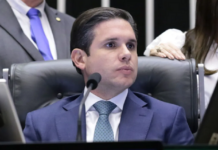 Template Colunistas – Yhuldes Giovani