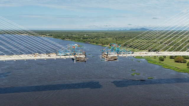 Junção entre Brasil e Paraguai na Ponte da Bioceânica deve ocorrer em junho Junção entre Brasil e Paraguai na Ponte da Bioceânica deve ocorrer em junho