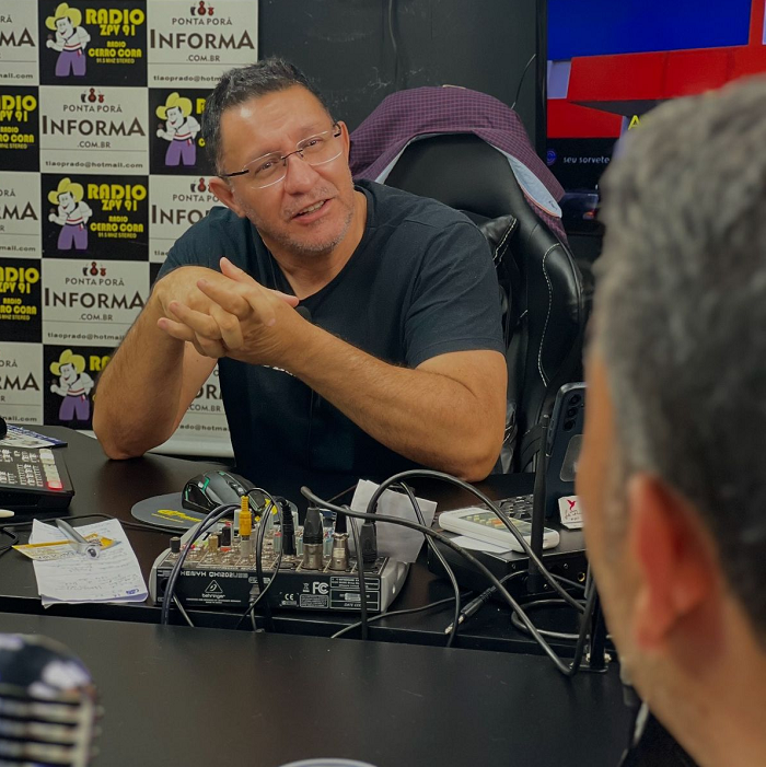 Ponta Porã: Tião Prado e Dora Nunes apresentam assuntos da política da fronteira em Podcast