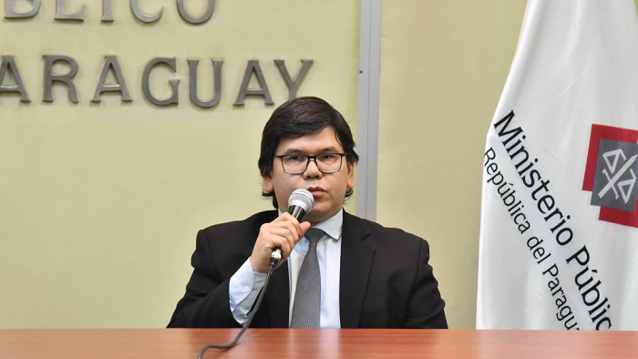 Fiscal que pidió desestimar denuncia contra Cartes es el que investigará al presidente Peña Fiscal que pidió desestimar denuncia contra Cartes es el que investigará al presidente Peña