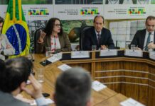 Template Colunistas – Yhuldes Giovani