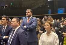 Template Colunistas – Yhuldes Giovani