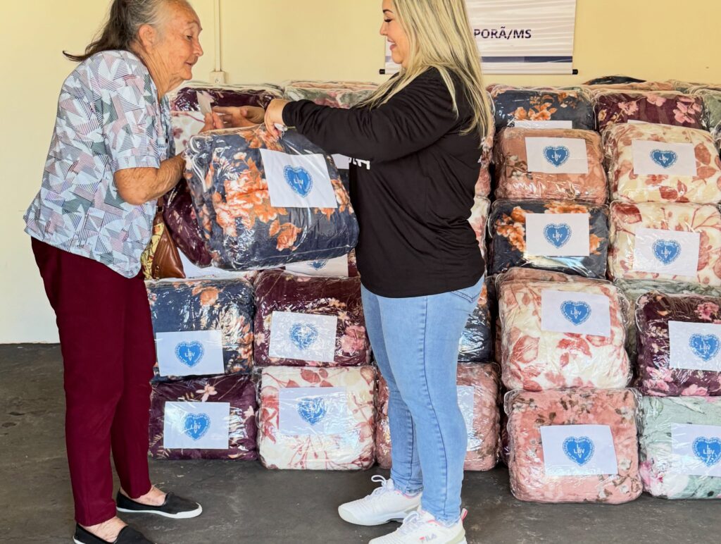 Em parceria com LBV, ASCAR faz entrega de 100 cobertores em Ponta Porã Em parceria com LBV, ASCAR faz entrega de 100 cobertores em Ponta Porã