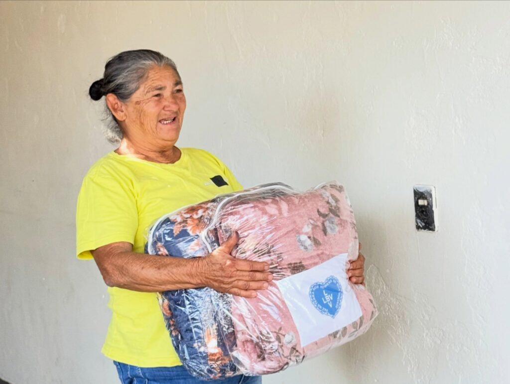 Em parceria com LBV, ASCAR faz entrega de 100 cobertores em Ponta Porã Em parceria com LBV, ASCAR faz entrega de 100 cobertores em Ponta Porã
