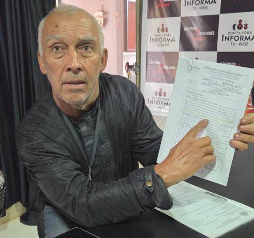 Homem contesta nota da PM e diz que não fez ameças a ninguém e foi preso injustamente Homem contesta nota da PM e diz que não fez ameças a ninguém e foi preso injustamente