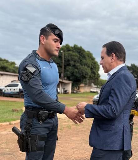 Ponta Porã: 4º BPM realiza solenidade de entrega da medalha de tempo de serviço a policiais militares Ponta Porã: 4º BPM realiza solenidade de entrega da medalha de tempo de serviço a policiais militares