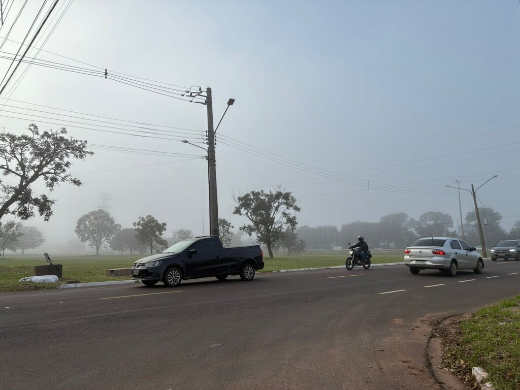 Nevoeiro cobre Ponta Porã e em manhã fria; temperatura sobe no fim de semana