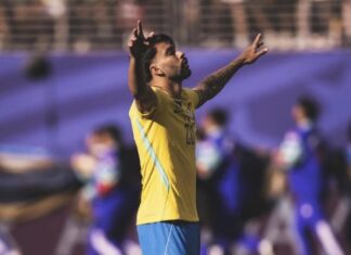 Category "Esportes" com ad especifico contratado