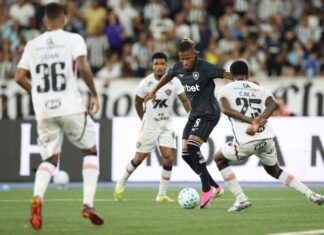Category "Esportes" com ad especifico contratado