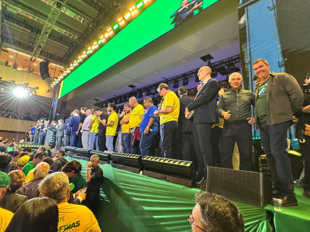 Reinaldo participa da Convenção Nacional do PL que oficializa Flávio Bolsonaro como pré-candidato à Presidência Reinaldo participa da Convenção Nacional do PL que oficializa Flávio Bolsonaro como pré-candidato à Presidência