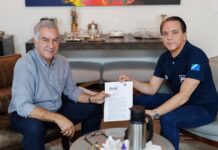 Template Colunistas – Yhuldes Giovani