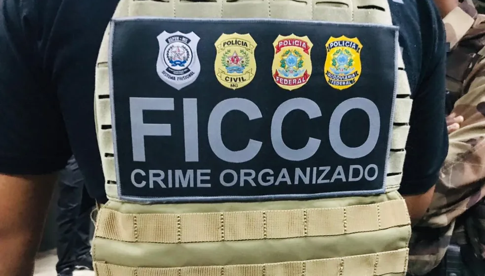 Polícia Federal faz megaoperação com forças de segurança para combate a crimes em 15 estados Polícia Federal faz megaoperação com forças de segurança para combate a crimes em 15 estados