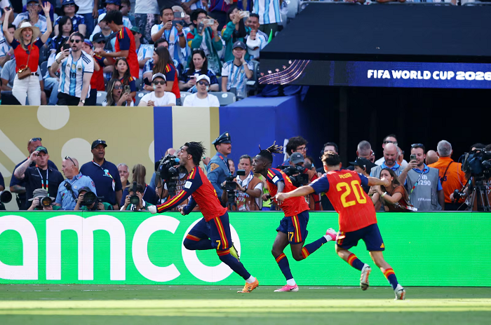 Bicampeã! Espanha vence a Argentina na prorrogação e levanta a taça depois de 16 anos Bicampeã! Espanha vence a Argentina na prorrogação e levanta a taça depois de 16 anos