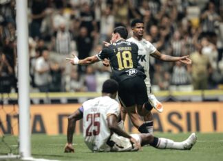 Category "Esportes" com ad especifico contratado