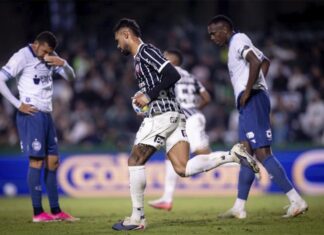Category "Esportes" com ad especifico contratado