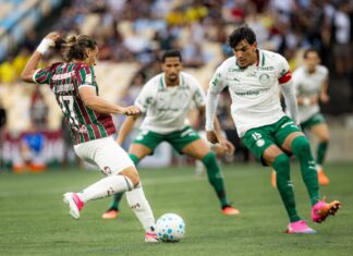 Category "Esportes" com ad especifico contratado