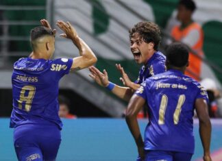 Category "Esportes" com ad especifico contratado