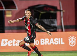 Category "Esportes" com ad especifico contratado