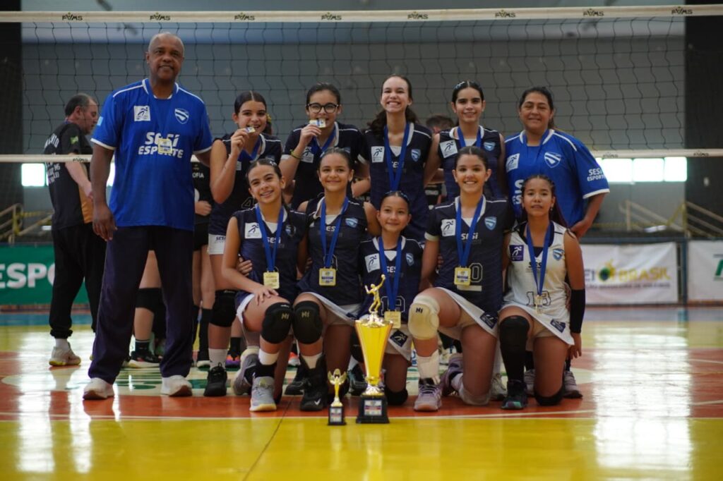 Definidos os campeões da XV Copa Pantanal Estadual de Voleibol Definidos os campeões da XV Copa Pantanal Estadual de Voleibol
