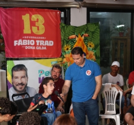 Fábio Trad defende renovação política, resgata memória histórica e mobiliza a juventude em atos ao lado de lideranças progressistas Fábio Trad defende renovação política, resgata memória histórica e mobiliza a juventude em atos ao lado de lideranças progressistas