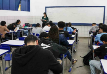 Template Colunistas – Yhuldes Giovani