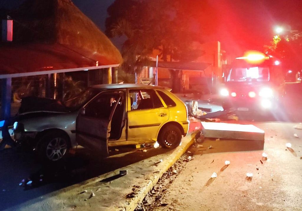 Réu por atropelar duas pessoas e matar uma, é condenado a 24 anos de prisão Réu por atropelar duas pessoas e matar uma, é condenado a 24 anos de prisão