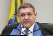Template Colunistas – Yhuldes Giovani