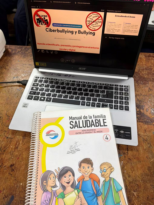 Alerta por las nuevas tribus digitales que llegan a Paraguay y exponen a adolescentes al bullying en redes Alerta por las nuevas tribus digitales que llegan a Paraguay y exponen a adolescentes al bullying en redes