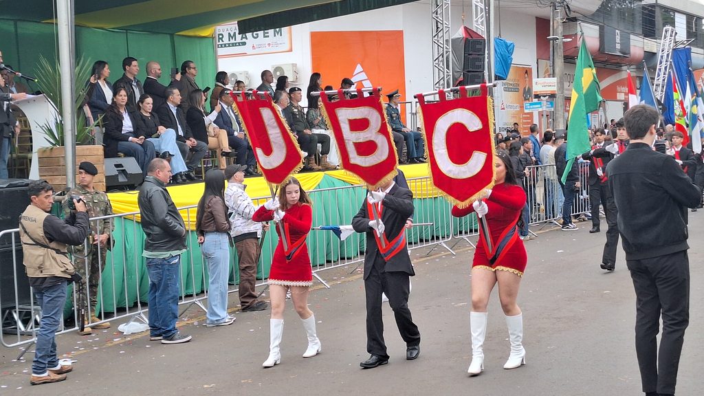 Ponta Porã: Brasil celebra o seu 204º aniversário de Independência. Confira as fotos do desfile, II parte Ponta Porã: Brasil celebra o seu 204º aniversário de Independência. Confira as fotos do desfile, II parte