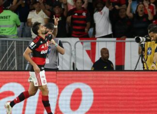 Category "Esportes" com ad especifico contratado