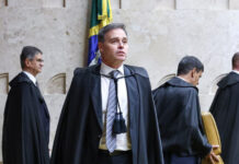 Template Colunistas – Yhuldes Giovani