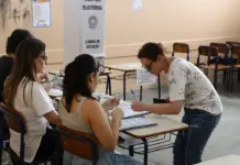 Template Colunistas – Yhuldes Giovani