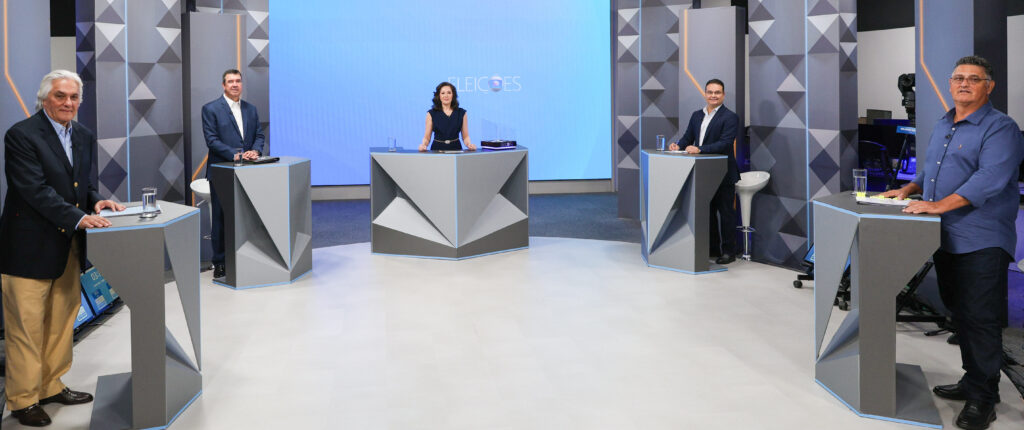 Confrontado sobre corrupção, malas pretas em jatinho da JBS e encontro com Vorcaro em NY, Riedel foge de respostas em debate da Morena Confrontado sobre corrupção, malas pretas em jatinho da JBS e encontro com Vorcaro em NY, Riedel foge de respostas em debate da Morena