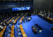 Template Colunistas – Yhuldes Giovani