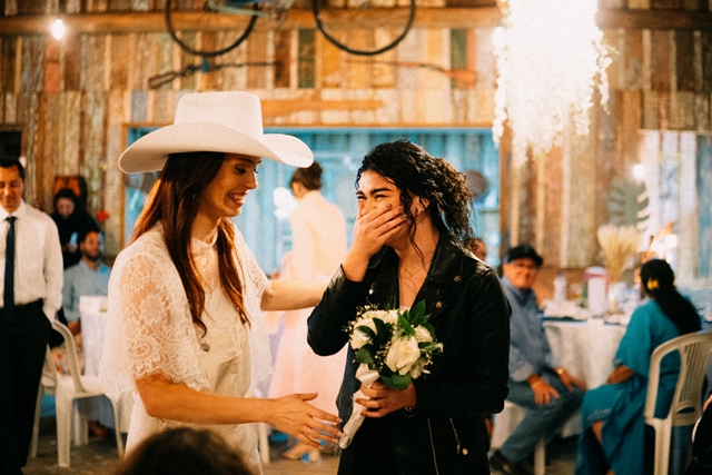 Casamento de Mirela e Rafael é marcado por emoção e momentos inesquecíveis em Amambai Casamento de Mirela e Rafael é marcado por emoção e momentos inesquecíveis em Amambai