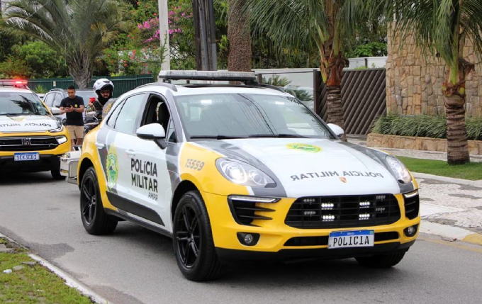 Polícia reforça frota com Porsche, Camaro, BMW e até Lamborghini tomados de traficantes e facções Polícia reforça frota com Porsche, Camaro, BMW e até Lamborghini tomados de traficantes e facções
