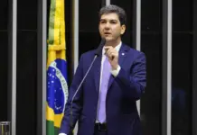 Template Colunistas – Yhuldes Giovani