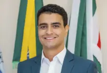 Template Colunistas – Yhuldes Giovani