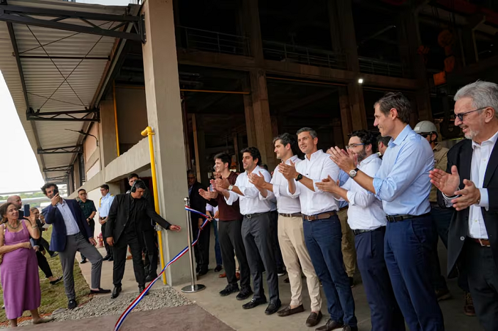 Peña inaugura planta metalúrgica de USD 45 millones que generará más de 600 empleos Peña inaugura planta metalúrgica de USD 45 millones que generará más de 600 empleos